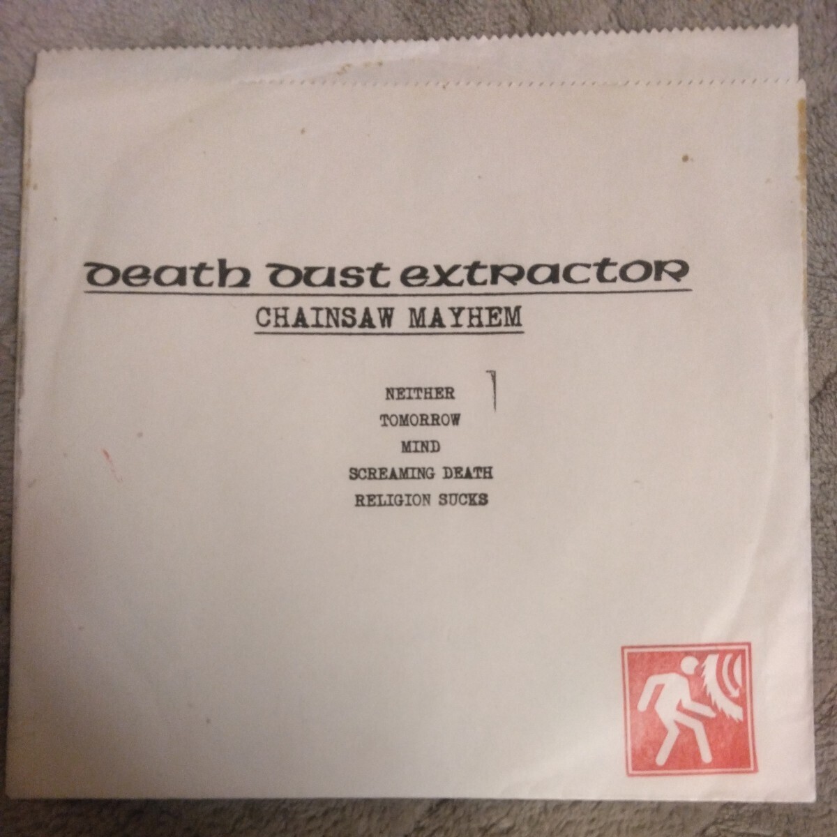 DEATH DUST EXTRACTOR/CHAINSAW MAYHEM 7インチ gloom ferocious x framtid frigoraの画像1
