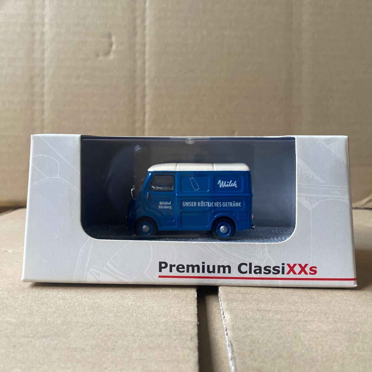 未使用 エブロ 1/43 Premium ClassiXXs 11102 GOGGOMOBIL TL250 BOX VAN MILK BLUE_画像1