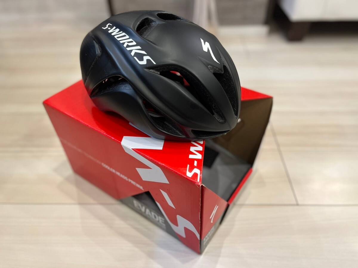 送料無料 スペシャライズド S-Works Evade Black SM/MD 55-60cm マット ブラック 黒 おまけ付 specialized 艶消し 美品の画像5