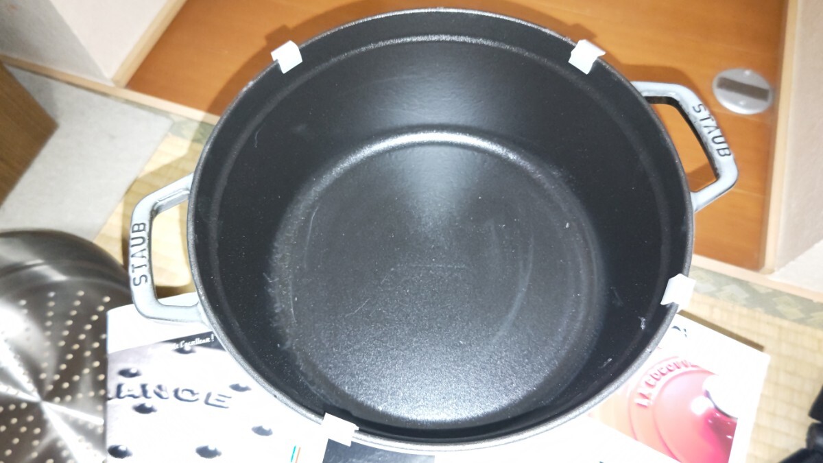 新品　ストウブ(Staub) ピコ ココット ラウンド グレー 26cm スチーマーセット _画像5