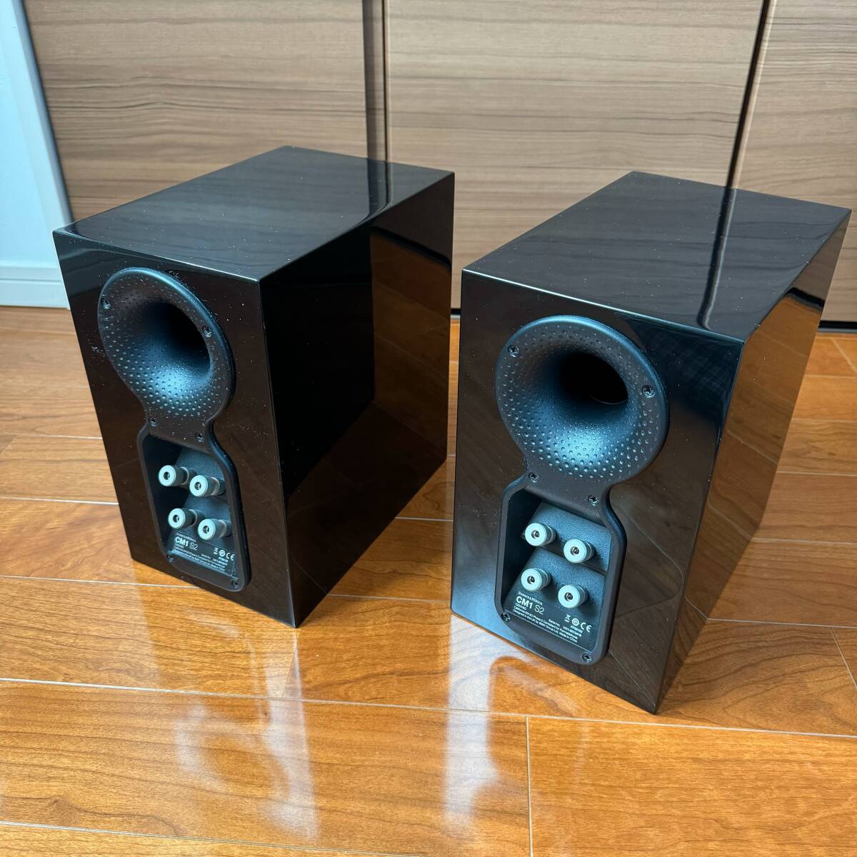 Bowers & Wilkins CM1 S2 / バウワースアンドウィルキンス CM1 S2 / ブックシェルフスピーカー 中古動作品の画像2