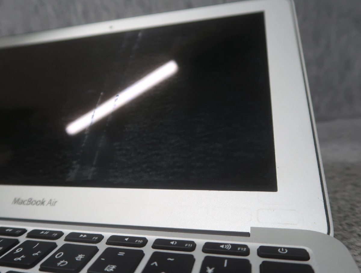 Apple MacBook Air (11-inch Mid 2011) Core i5-2467M 1.6GHz 4GB ノート ジャンク N77643_画像9