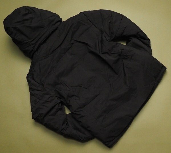 新品正規 mont-bell モンベル 2レイヤー 止水ジップ エコダウン パディングジャケット メンズ95(M)ブラック(BLACK) 直営店購入 AMIJ801の画像4