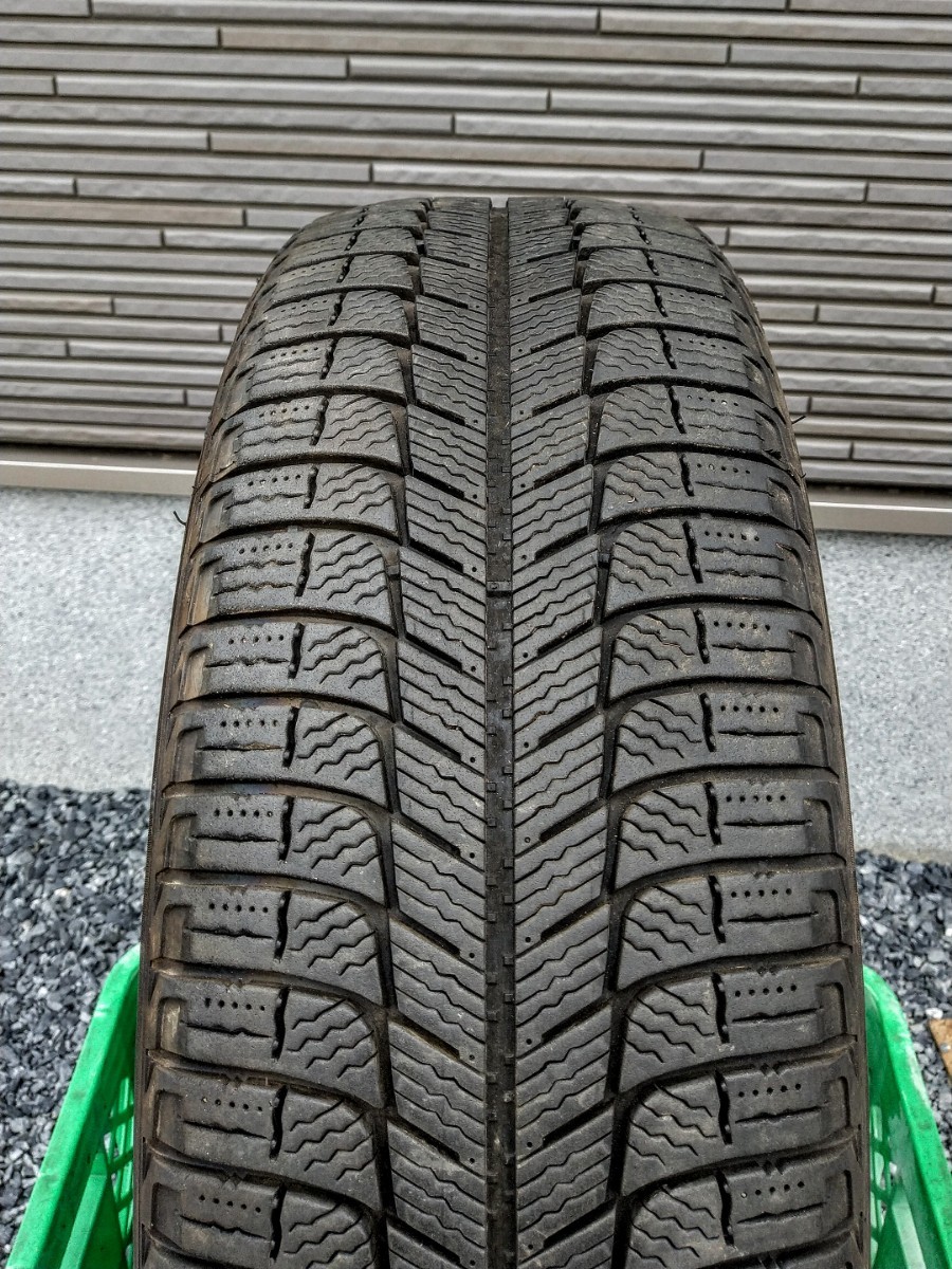 ★バリ山★ スタッドレス 1本 205/60R16 ミシュラン MICHELIN X-ICE3+_画像2