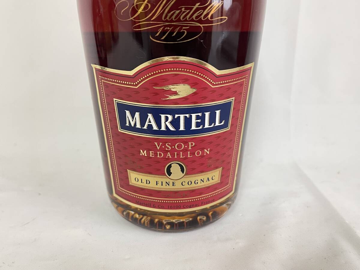 KF0602-67I　MARTELL　V.S.O.P　MEDAILLON　COGNAC　700ml　40％　マーテル　メダイヨン　コニャック　ブランデー　古酒_画像3