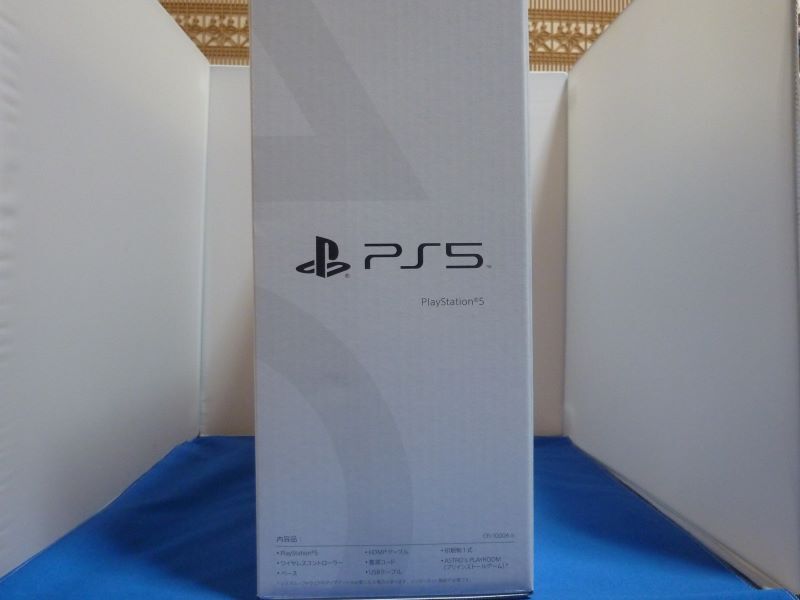 （新品未開封品）PS5 初期型 PlayStation5 CFI-1000A01 本体　別売りカバー付属_画像2