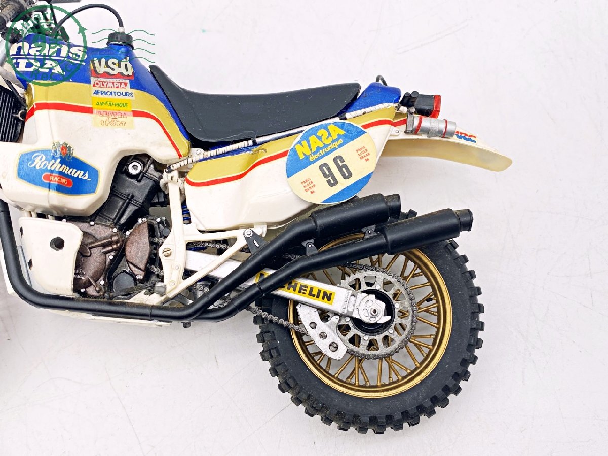 2403331822　●プラモデル HONDA ホンダ Rothmans NXR750 オートバイ バイク 約18m 破損あり ジャンク パーツ取り 部品取り_画像5