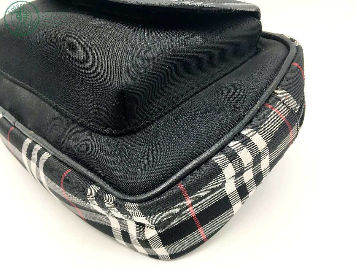 2403604874　☆ BURBERRY LONDON バーバリー ウエストポーチ ブラック 黒 ノバチェック ユニセックス ブランド 中古品_画像3