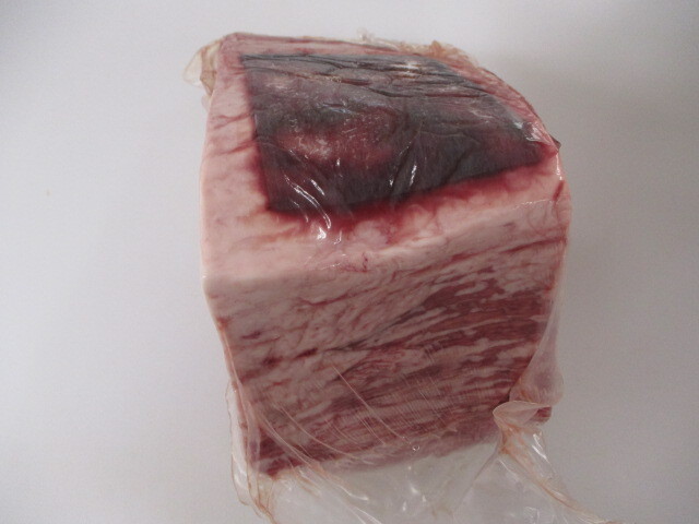 ブランド牛 チルド 黒毛和牛 外もも ナカ肉 もも肉 レア 3000g 最高級 A5 国産 焼肉 ステーキ ローストビーフ すき焼 赤身 牛肉 ブロック_画像2