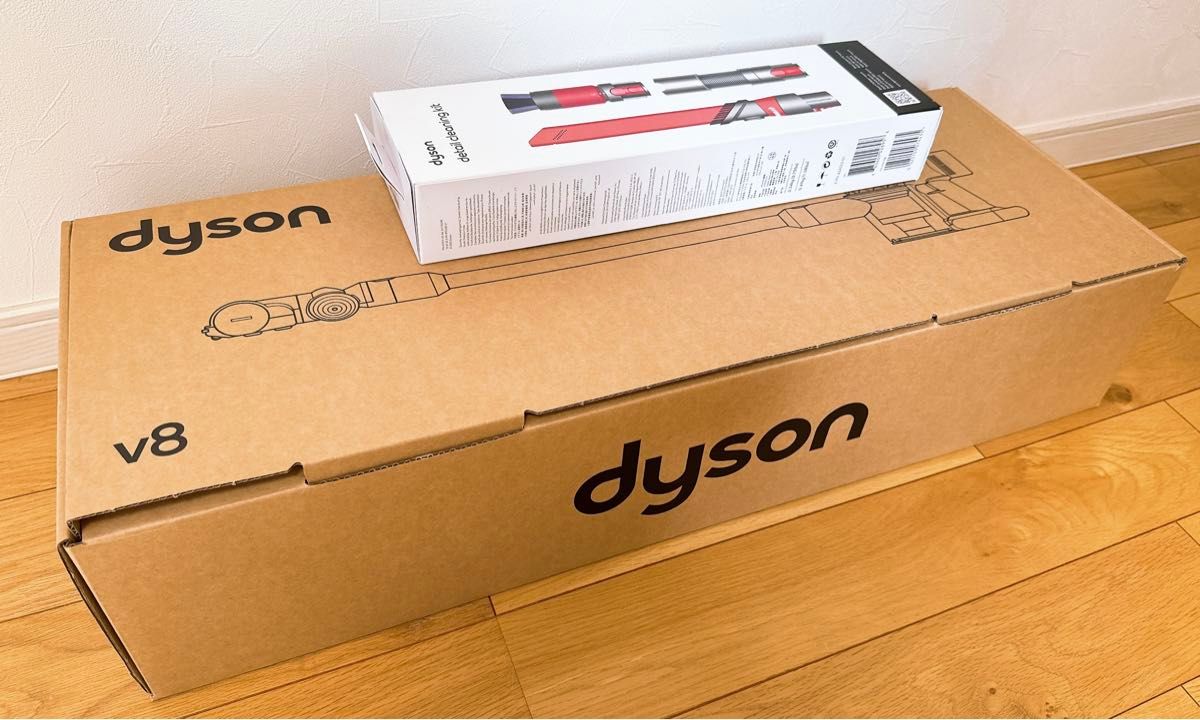 ダイソン（Dyson） V8プラス 特別セット コードレスクリーナー 掃除機