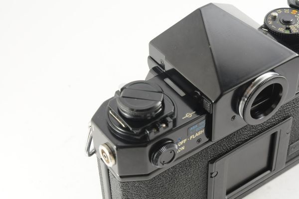 ★極上美品★Canon キヤノン F-1 後期 ボディ 使用感の少ない綺麗な外観！クリアーな光学！0337_画像3