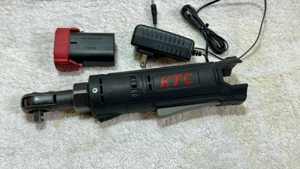 9.5sq.コードレスラチェットレンチセット JTRE310 電動工具 KTC 電動ラチェット 3/8 美品_画像1