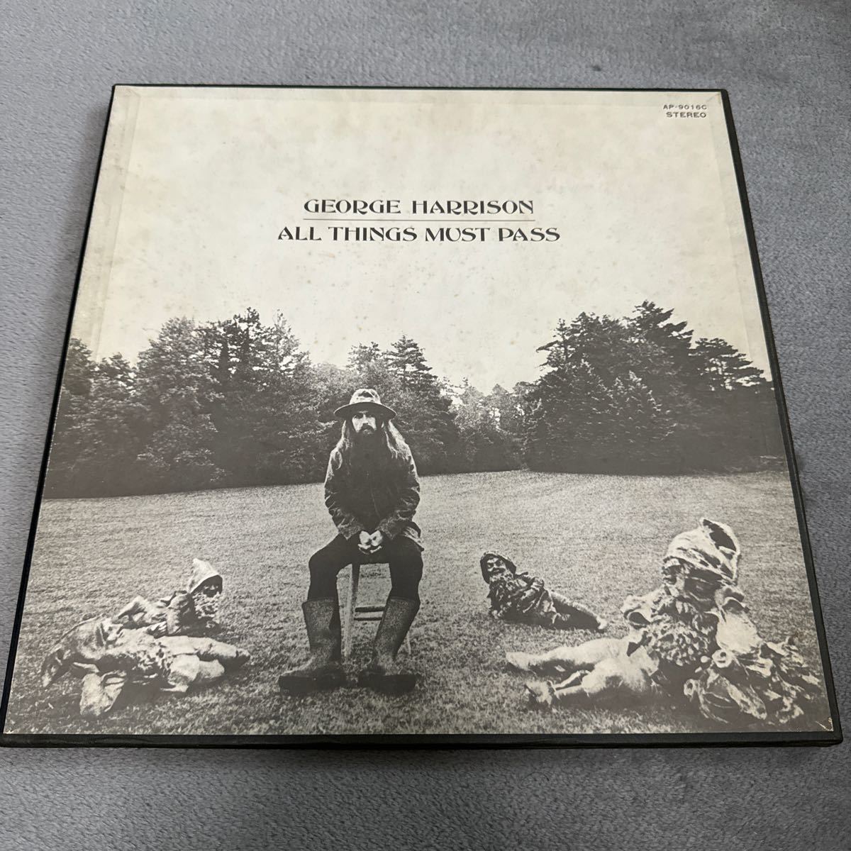 【3LP 赤盤 ポスター付】GEORGE HARRISON / ALL THINGS MUST PASS_画像1