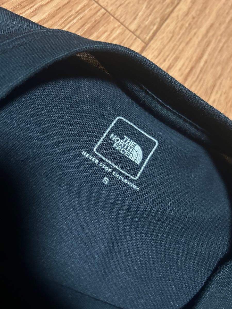 3番　ノースフェイス　tシャツ THE NORTH FACE 半袖Tシャツ ブラック 速乾　カモフラ