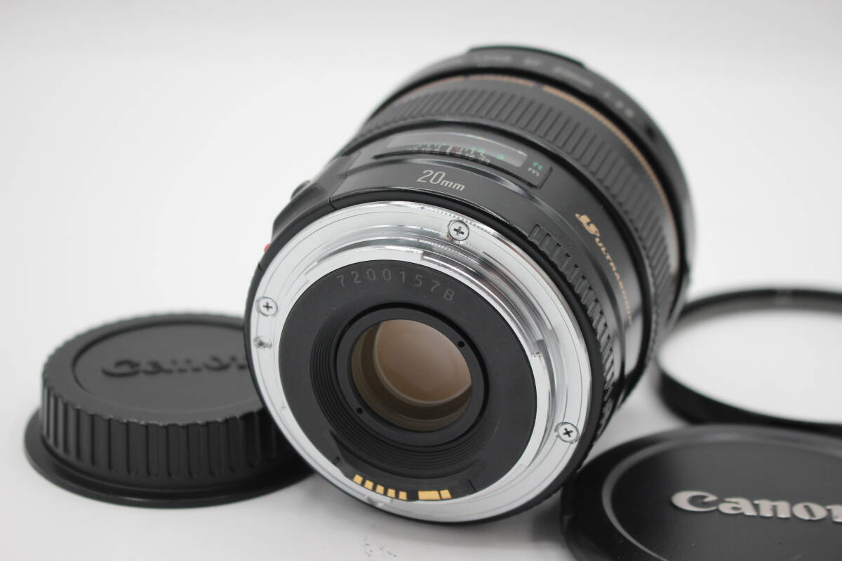 送料無料 Canon キヤノン EF 20mm F2 8 USM ポーチ付 0312 送料無料 Canon キヤノン EF 20mm F2 8 USM ポーチ付 0312