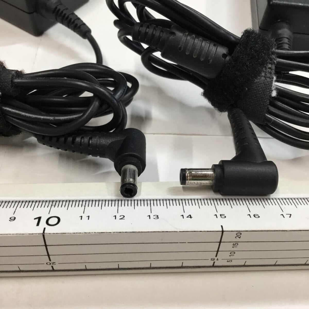 (0314HR03) free shipping / used /NEC/ADP91/19V/3.42A/ original AC adapter 43 piece set 