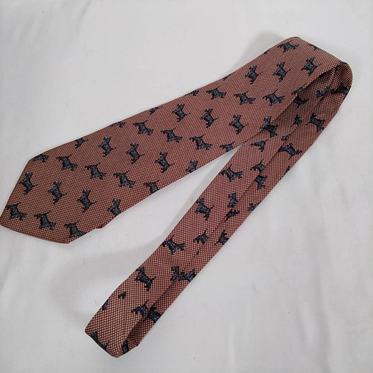 K) Polo Ralph Lauren necktie .. large 10. red red dog silk 100% men's Polo Ralph Lauren C1804