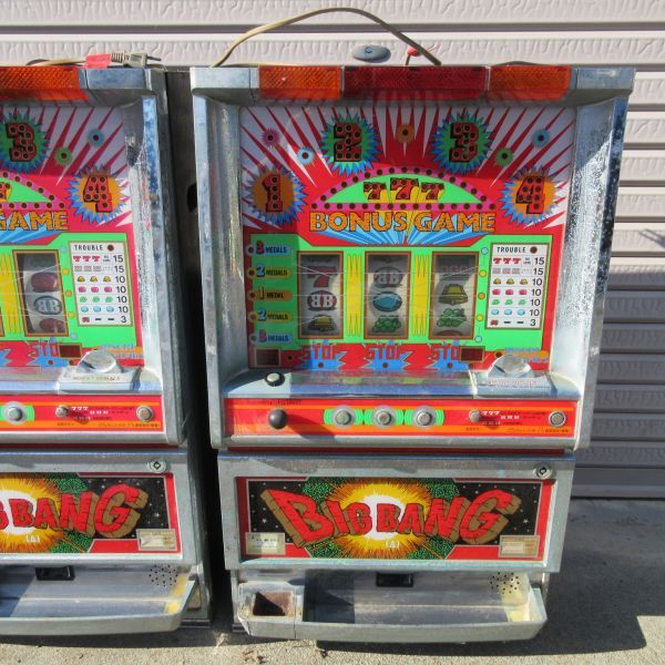 hm0334[ direct transactions (pick up) limitation!]BIGBANG big van 2 serial number slot machine slot pcs 3 pcs together * key none * scratch * dirt * deterioration equipped. long-term keeping goods * remarks field 