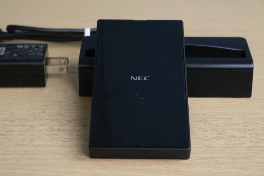 【NEC Aterm MR05LN】SIMフリー モバイルルーター クレードル付き 簡易チェック済み!! 管24ざ282の画像3