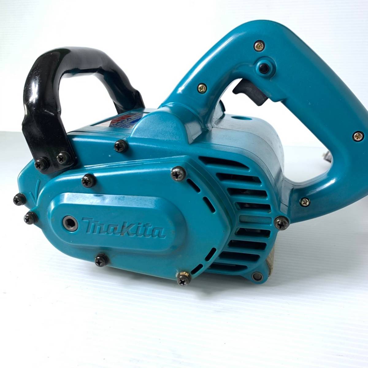 1円スタート★【動画あり】 makita マキタ 120mm ホイールサンダー 9741 うずくり/木目だし/ケレン作業/塗装剥がし/DIY 領収書OK k0310-2_画像2