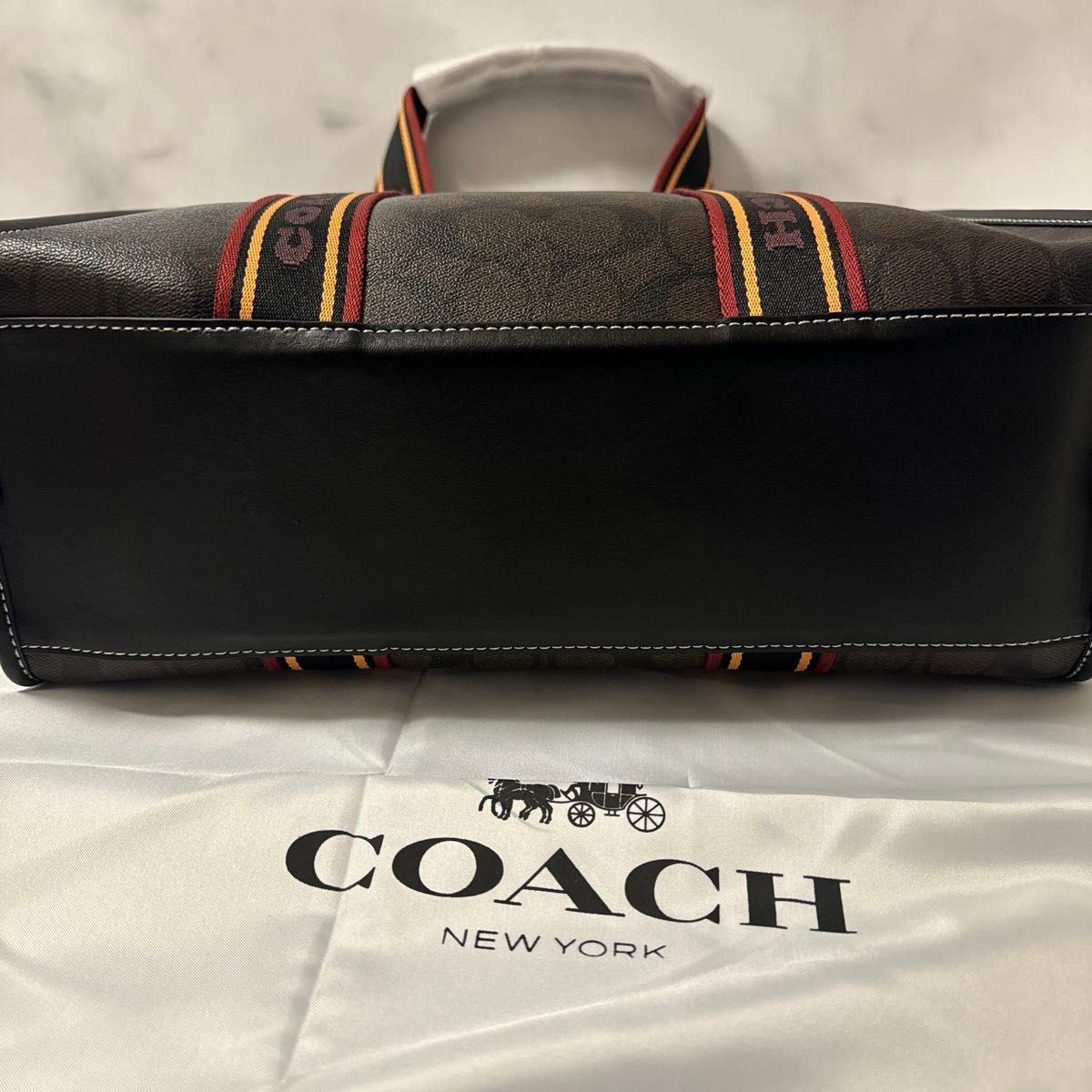 COACH コーチ トートバッグ スミス トート・シグネチャー キャンバス 新作