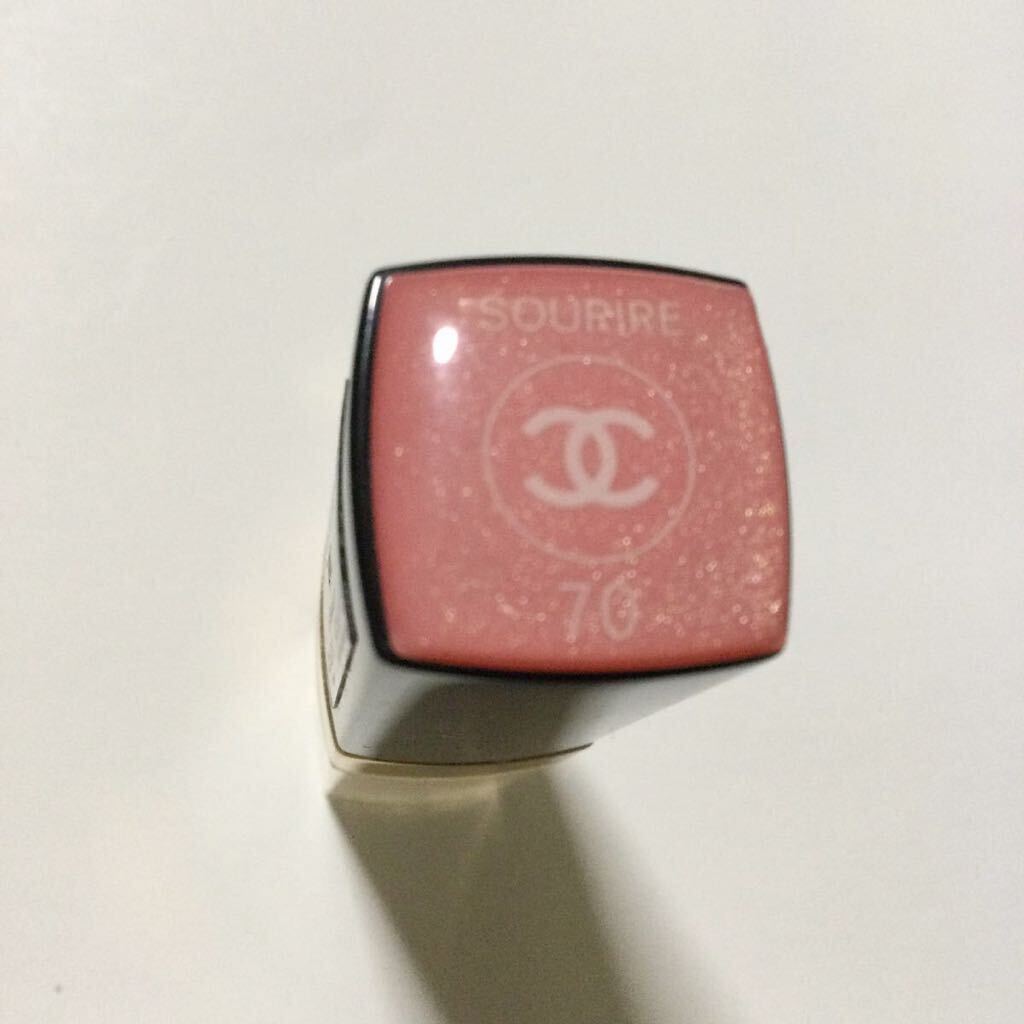 70 Chanel rouge здесь автомобиль in 