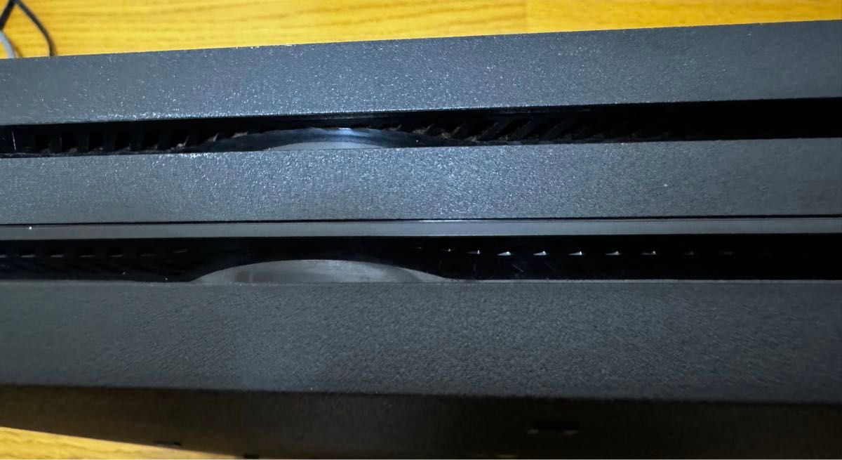 PS4pro CUH-7200B SSD1T換装  外箱なし 縦置きスタンドおまけ