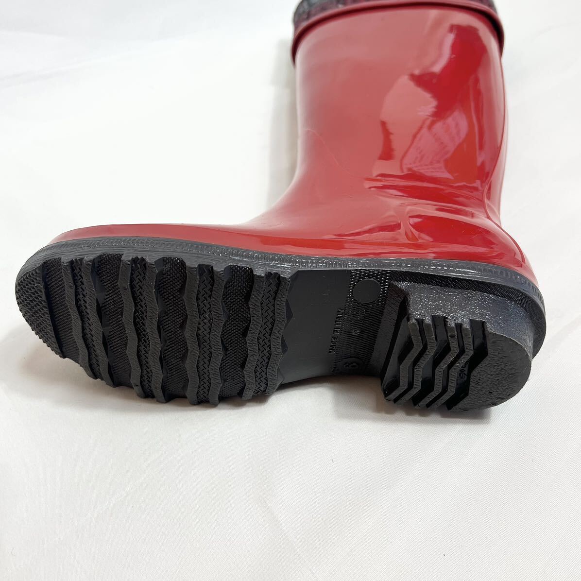 Salvatore Ferragamo サルヴァトーレ　フェラガモ　レインブーツ　長靴　チェック　PVC レッドカラー　個性的　送料無料　匿名配送_画像7