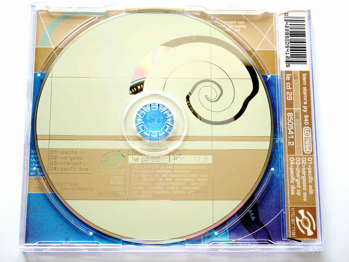 【トランス】Salt Tank／ST6 Eugina (UK盤CD) ■ ト ーリ・エイモス Tori Amos / Swordfish / Internal / David Gates / Malcolm Stanners_画像2