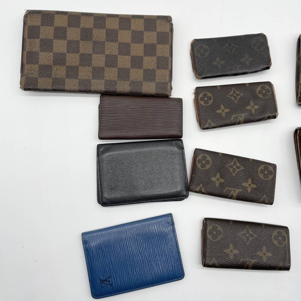 1円〜 LOUIS VUITTON【超豪華 11点 まとめ セット 】ルイヴィトン 長財布 折り財布 モノグラム ダミエ 小物 大量 LV レザー ジャンク ⑥_画像9