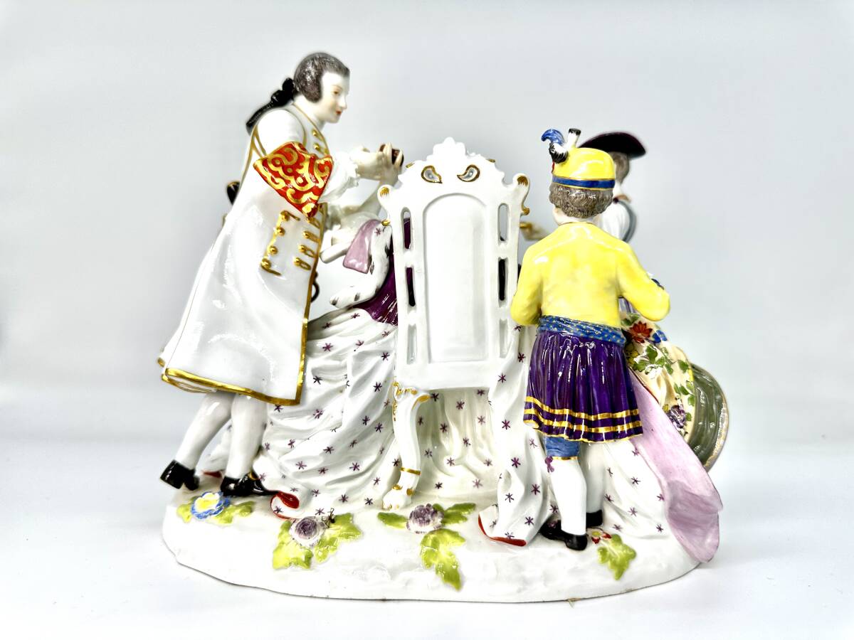 ●30901 MEISSEN マイセン 貴婦人をいたわる風景 フィギュリン 置物 人形_画像3