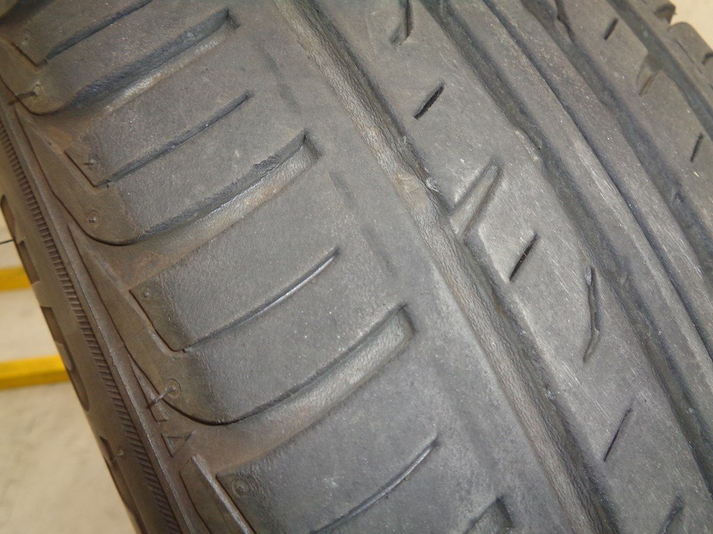 【送料込み】(No.C) ★ 225/60R18 100H ★ ダンロップ GRANDTREK PT3 ★ 2本セット ★_画像5