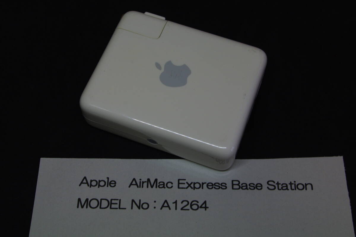 Apple AirMac Express Bace Station A1264 エアマック ■JHC2の画像1