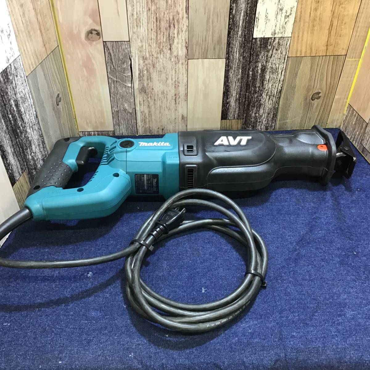 【中古品】★マキタ(makita) レシプロソー JR3070CT≪送料無料≫_画像3