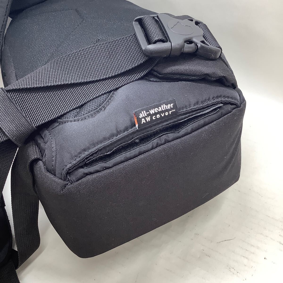 現状品/返品不可　カメラバッグ　Lowepro SlingShot 100 #j01894 j9_画像9