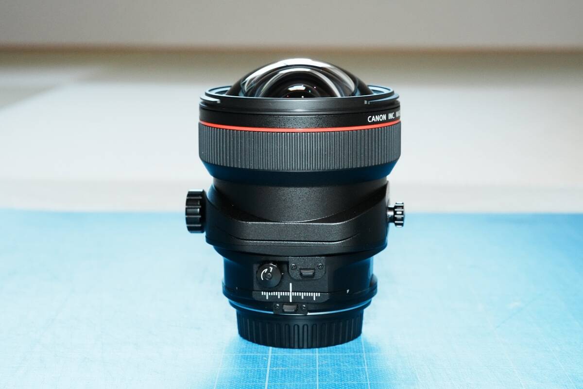 極美品 Canon TS-E 17mm F4L シフトレンズの画像4