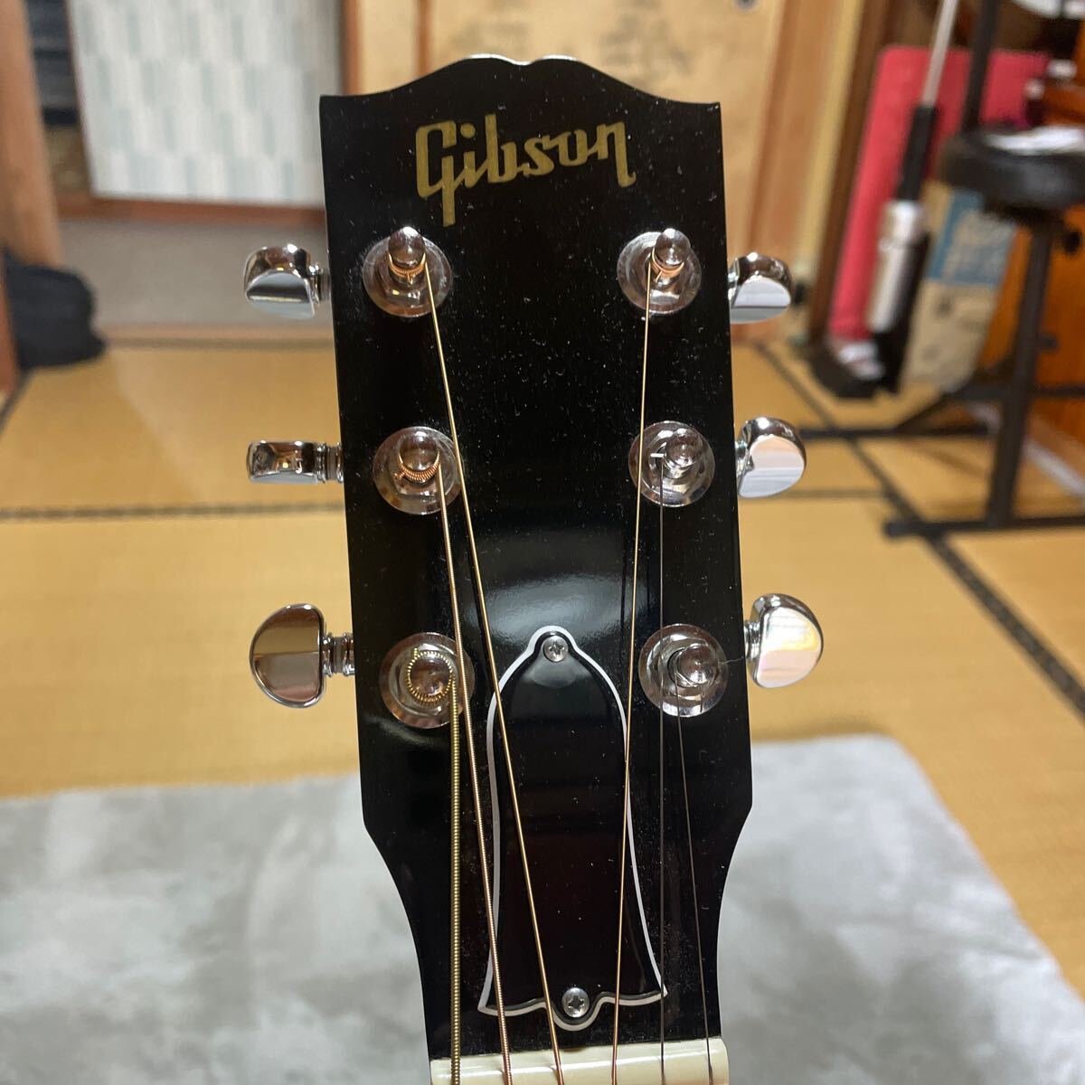 中古美品 Gibson J45 walnut burst 2018 AG(ギブソンJ45ウォルナットバースト2018アバンギャルド)の画像9
