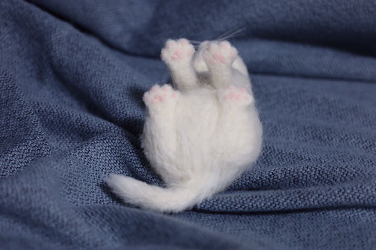 yoyo 羊毛フェルト ハンドメイド 猫 白猫 ネコ_画像8