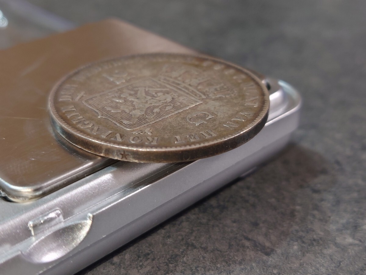 （1円スタート）希少　 オランダ　ウィレム2世　2.5ギルダー 大型　銀貨　1847年　アンティークコイン　トーン 品位.945 重さ24.69g_画像3