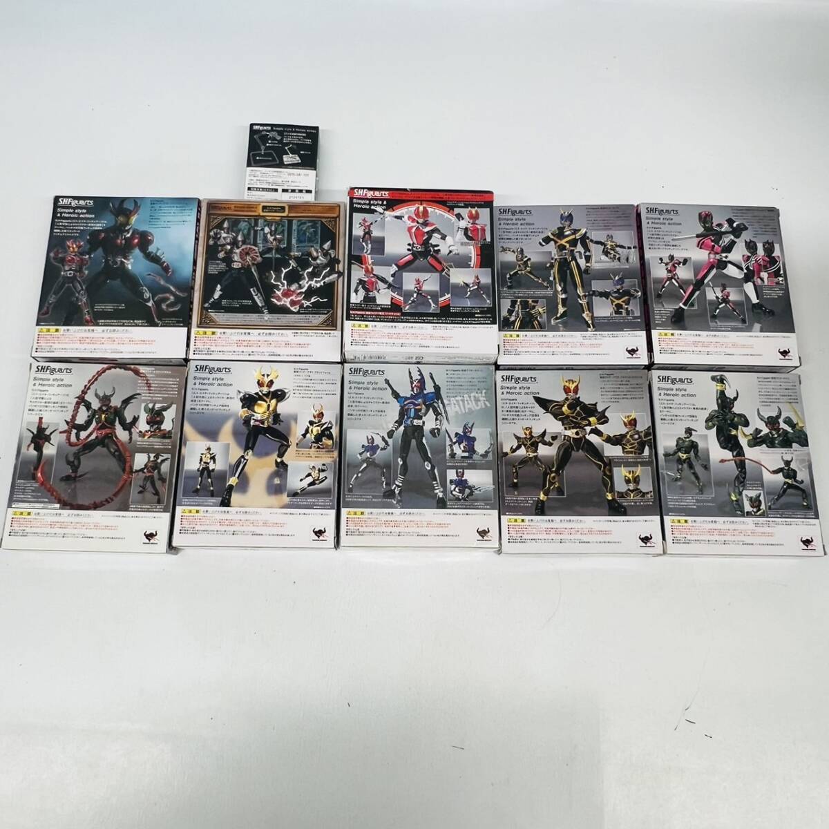 【未開封】S.H.Figuarts 平成ライダー フィギュア 11体 セット / 仮面ライダー クウガ アギト ギルス カイザ 剣 ガタック 電王 ディケイド_画像2