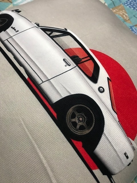 ハコスカファン必見、クッション　GTR　ヨンメリ　箱スカ　お部屋に！おまけ付！オフ会で助手席に！_画像2