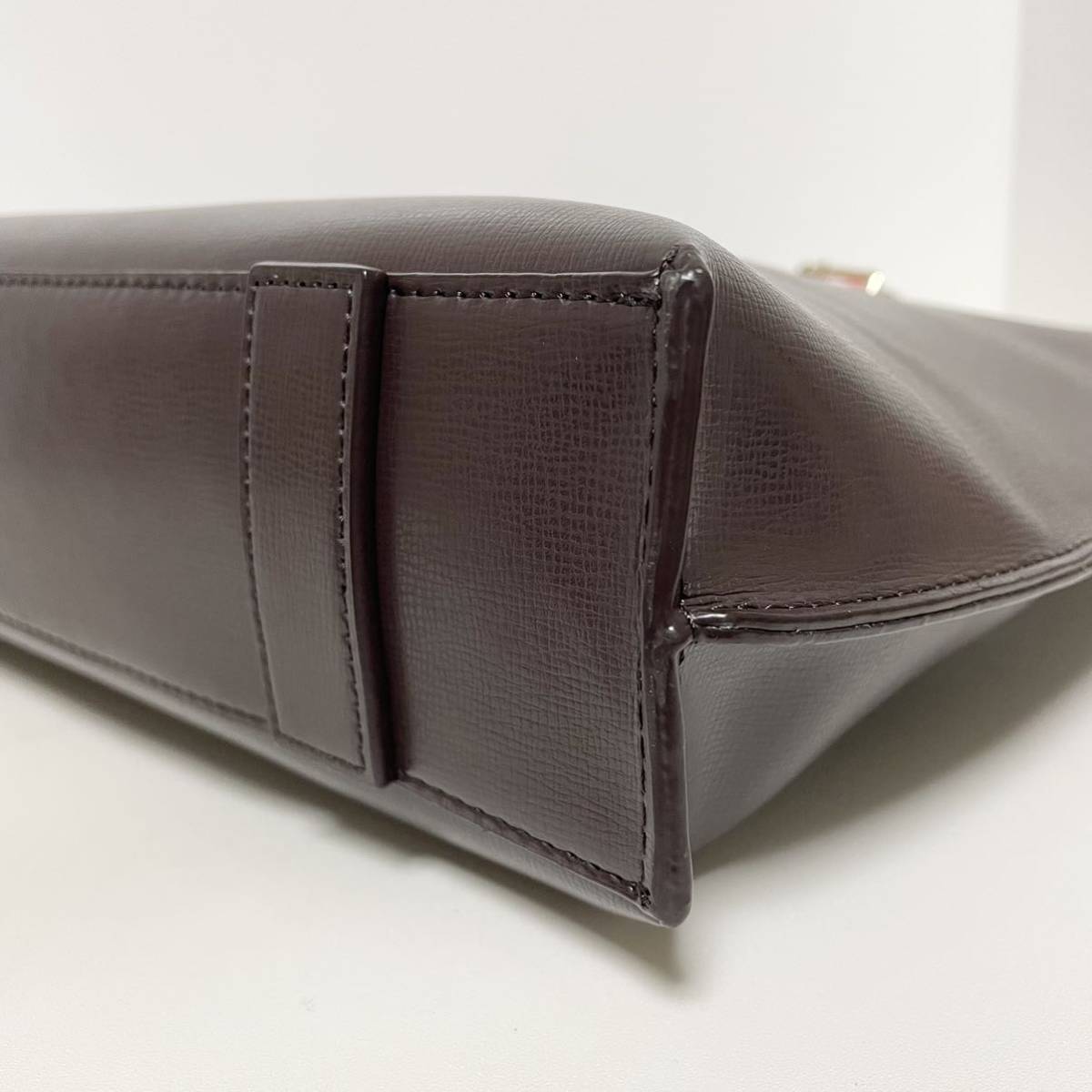 即決 Paul Smith ポール スミス カラードチップ レザー トート 即決 Paul Smith ポール スミス カラードチップ レザー トート