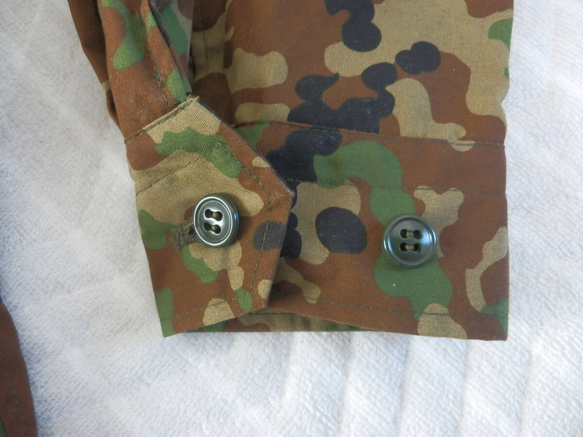 陸上自衛隊 迷彩Ⅱ型戦闘防寒外衣 上衣 （モデル品） の画像9
