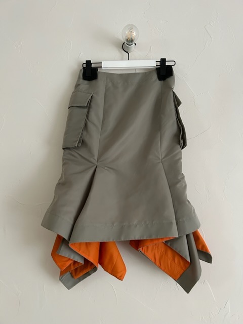 宇多田ヒカル着！定価以下★新品未使用★sacai2024ss Nylon Twill Skirt ワンピース MA-1風巻きスカートの画像3