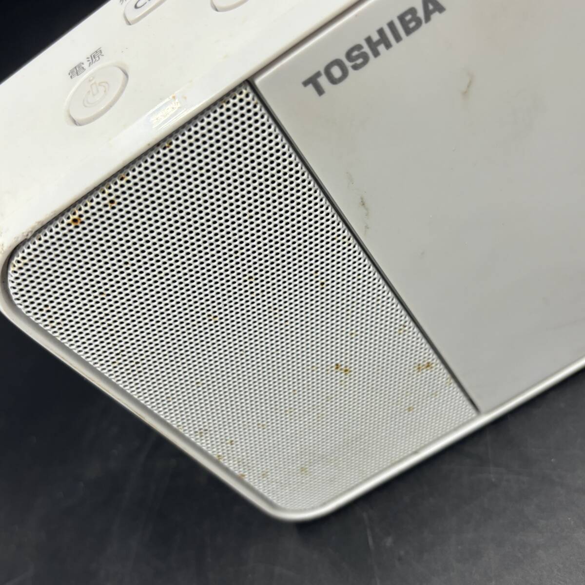 TOSHIBA/東芝 CDラジオ CD読み込み× ラジオ受信○ 通電確認済み アダプタ付属なし TY-C250_画像6