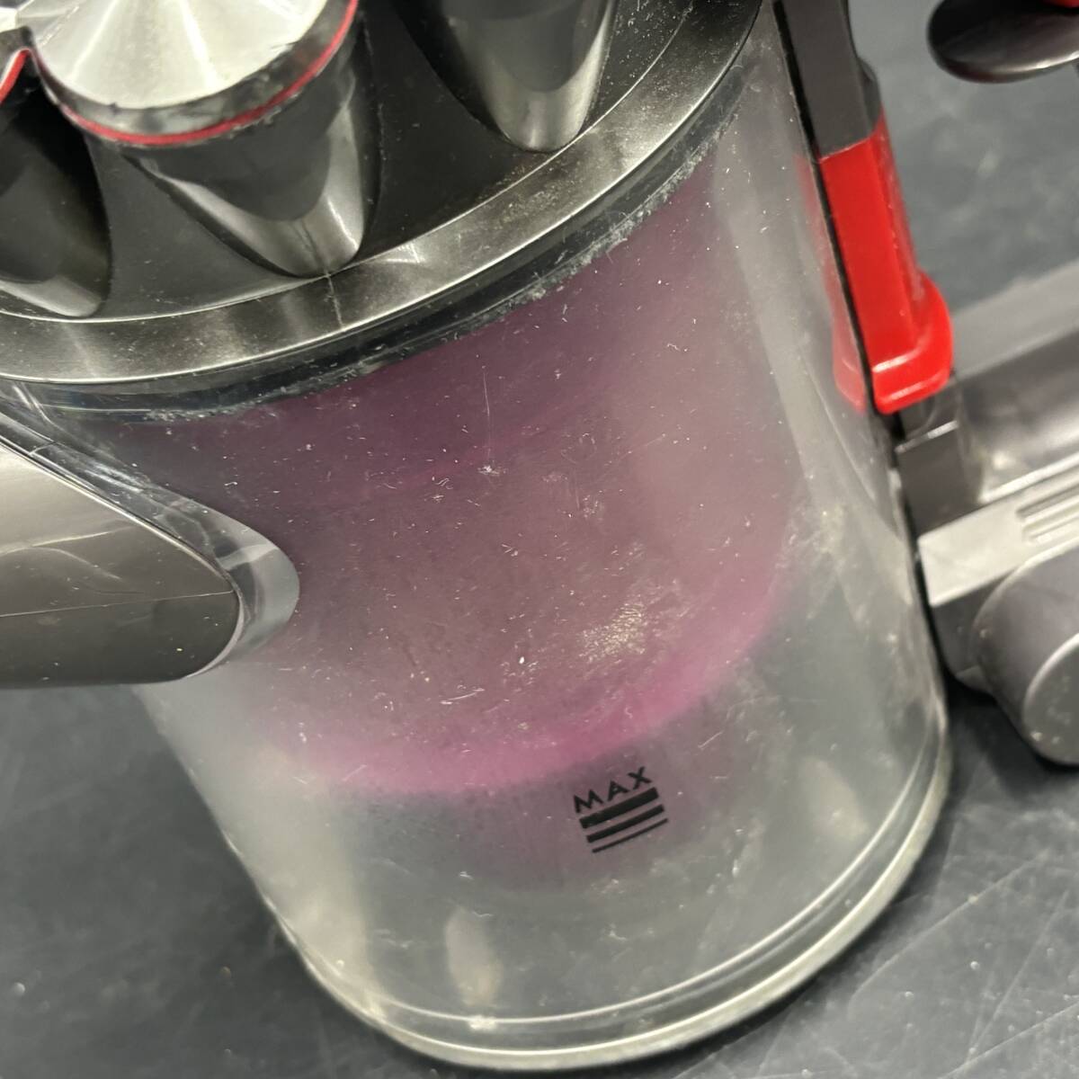 【動作品】dyson/ダイソン コードレス サイクロンクリーナー 本体のみ 連続動作時間 15分 バッテリー良好 SV09_画像4