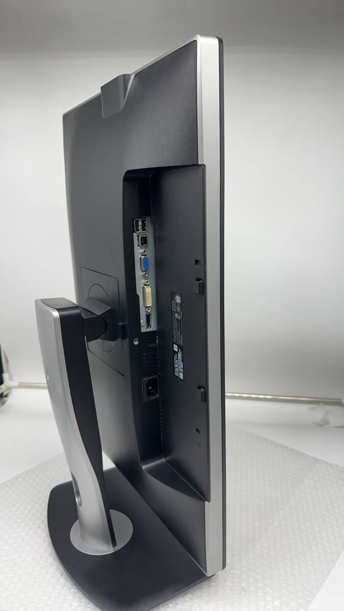 DELL 24型ワイド液晶モニター U2412Mc ブラック VGA/DVI-D/DisplayPort/USB IPSパネル 縦向き可能 1920×12002426の画像6