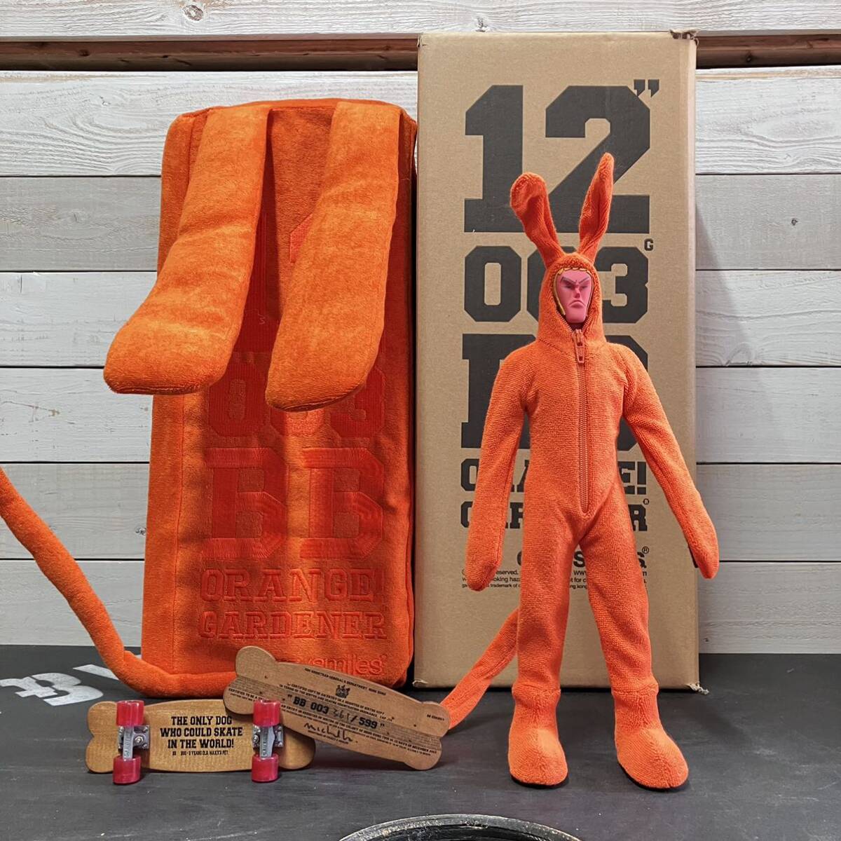 MICHAEL LAU 12INC 003 BB ORANGE GARDENER ACTION FIGURE LIMITED 599 PCS Michael lau12 -inch action figure orange 599 limitation 