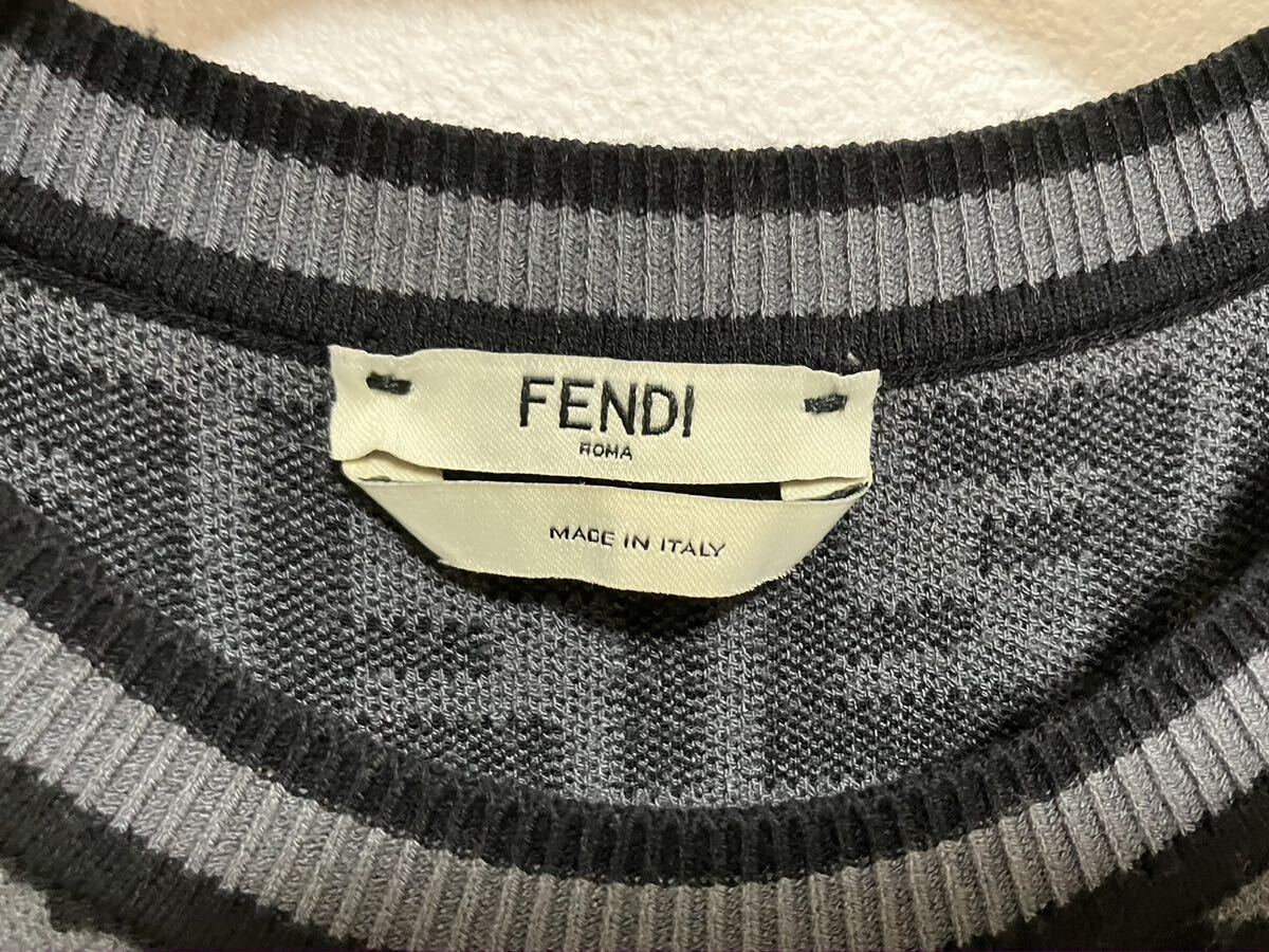  FENDI（フェンディ）FFモチーフ 半袖ニットワンピース_画像10