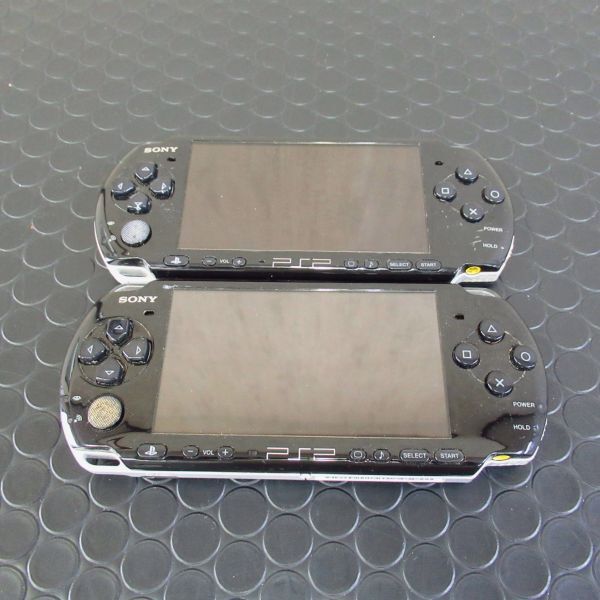 2台セット / PSP / PSP-3000 /　SONY PlayStation Portble / プレイステーション・ポータブル　/　ゲーム機　/　本体　 【現状品】_画像2